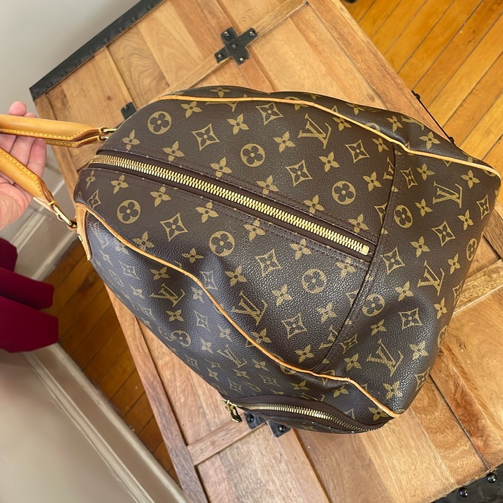 Louis Vuitton Evasion Boston Travel Bag. - Picture 10 of 17